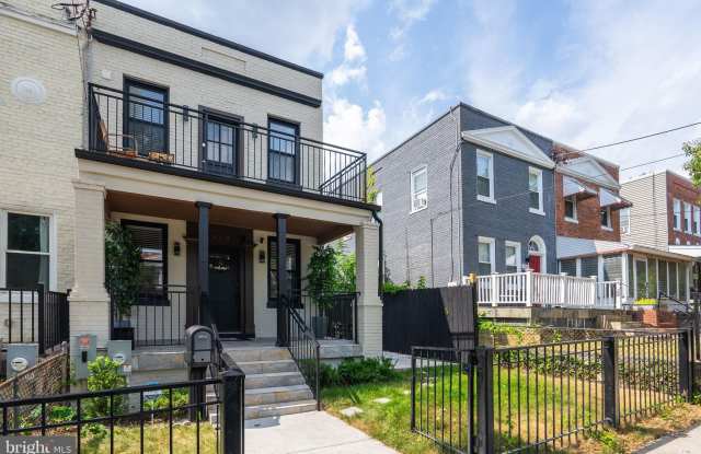 6314 7TH Street NW Gallery 4