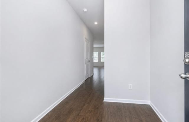 3370 Highbury Way Gallery 2