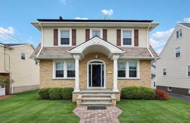 48 MARINUS ST photos photos