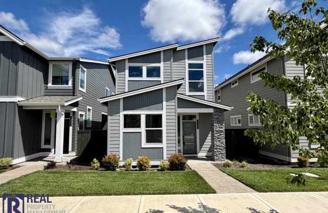 MOVE-IN SPECIAL - Stunning Butternut Creek Home with Bonus Room & 2-Car Garage photos photos