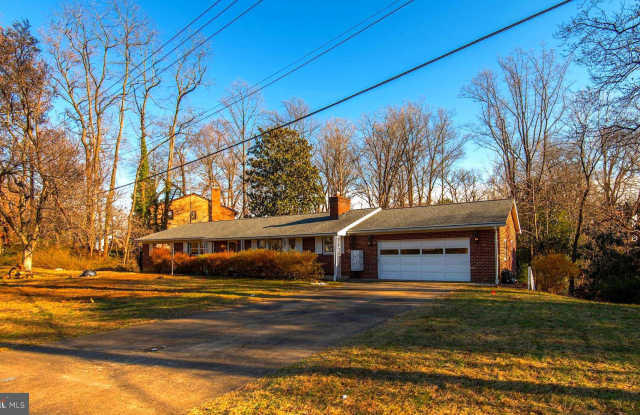 1879 MASSACHUSETTS AVENUE - 1879 Massachusetts Avenue, McLean, VA 22101