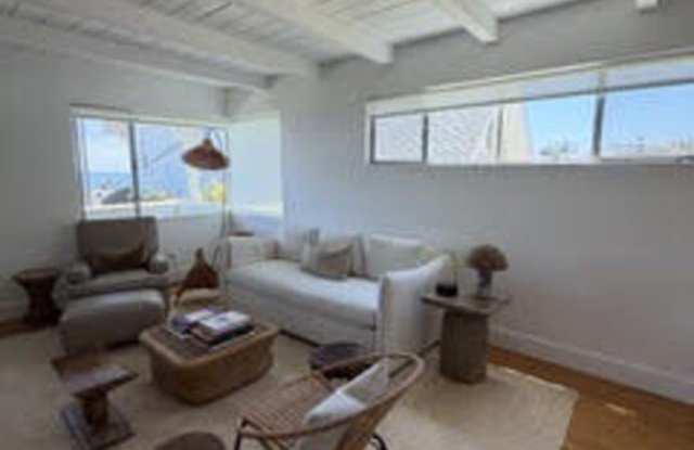 25119 Malibu Rd Gallery 3