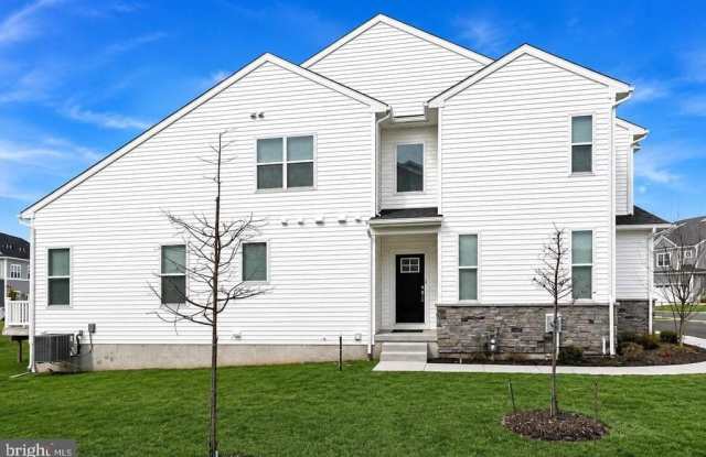 10 LADBROKE DRIVE Gallery 2