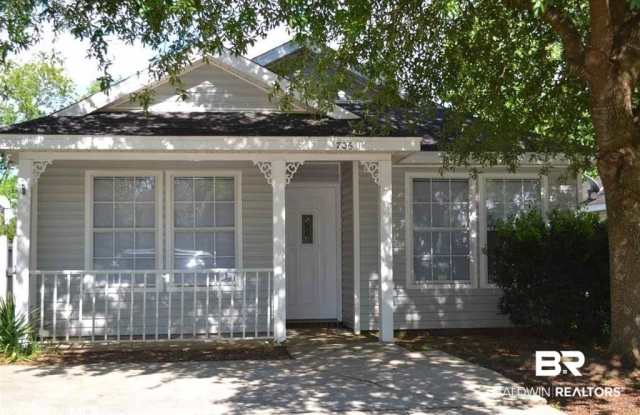 706 N Crystal Wells Court Gallery 1