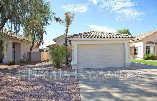 7455 W Crest Ln - 7455 West Crest Lane, Glendale, AZ 85310