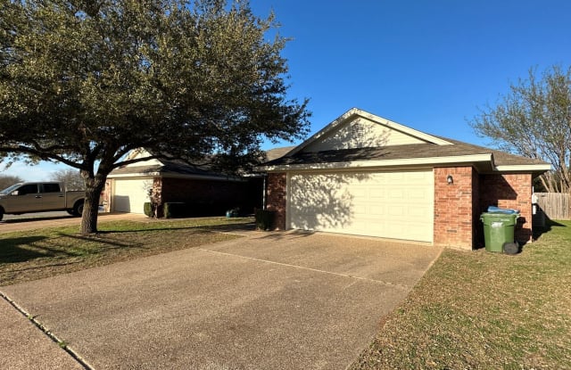 602 Park Lane - 602 Park Lane, Hewitt, TX 76643