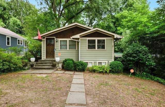 677 Holmes Street NW photos photos