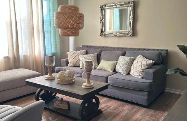 520 E 24Th St photos photos