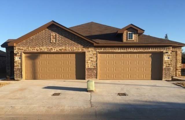 BEAUTIFUL 3 BEDROOM DUPLEX LOCATED IN WACO TEXAS! photos photos