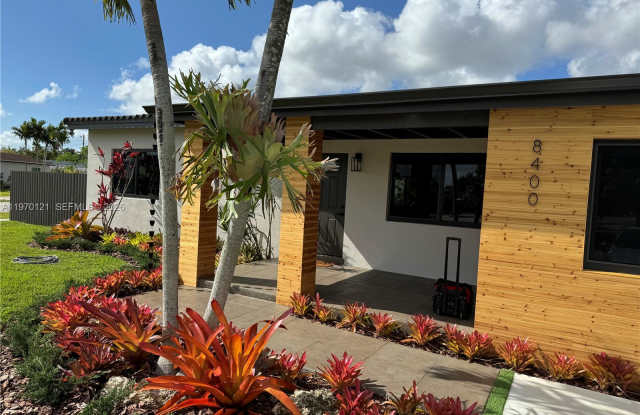 8400 Southwest 46th Street photos photos