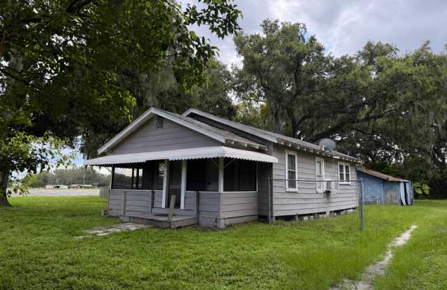 Country living charmer! photos photos