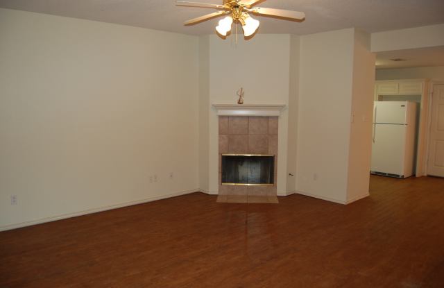 Remodeled Townhouse in Southwest Lubbock. Gallery 4