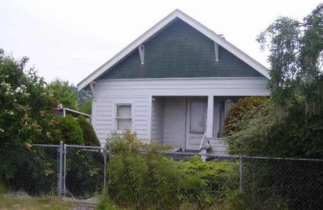 Charming Home for Lease in Town! photos photos