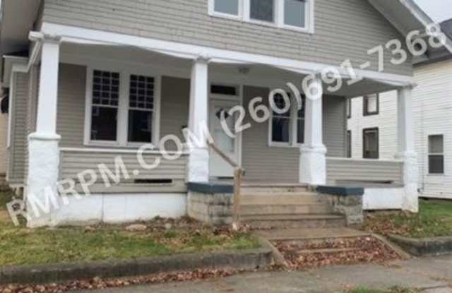 1403 Cass St. photos photos