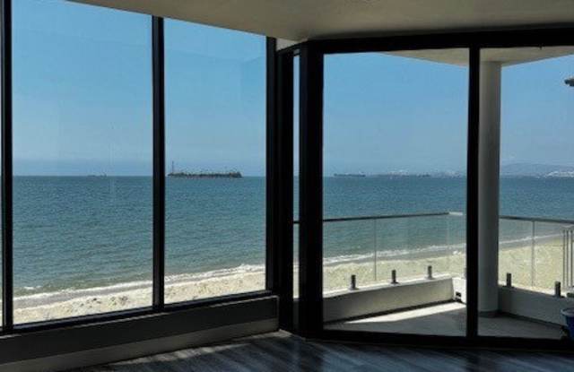 6117  East Seaside Way Gallery 2