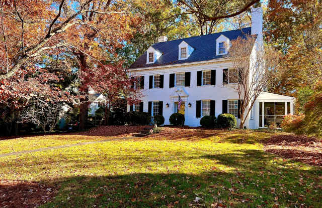 The Yellow Door on Marshall Avenue photos photos