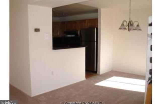 10136 LITTLE POND PLACE Gallery 3