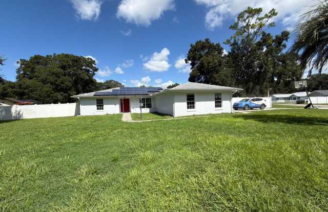Charmingly remodeled with fenced in yard! photos photos