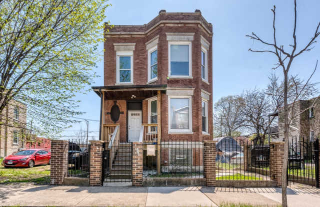 4015 West Jackson Boulevard photos photos