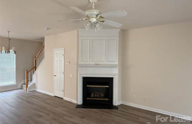 2146 Mckenzie Creek Drive Gallery 3