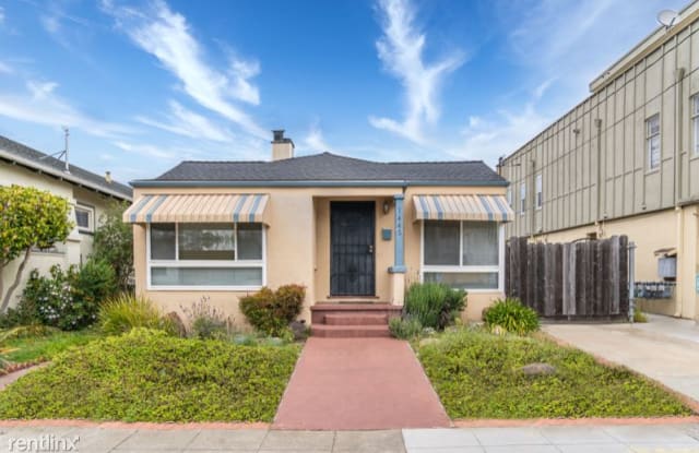 1445 Russell St - 1445 Russell Street, Berkeley, CA 94702