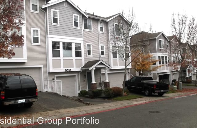 5010 Davis Pl S, Unit# 17B - 5010 Davis Place South, Renton, WA 98055