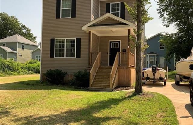 2514 Cottage AVE - 2514 Cottage Avenue, Norfolk, VA 23504
