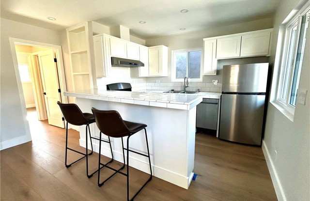 602 Begonia Avenue Gallery 1