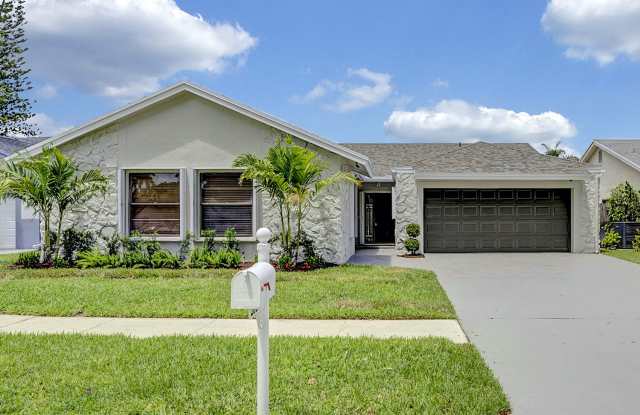20977 Country Creek Dr photos photos
