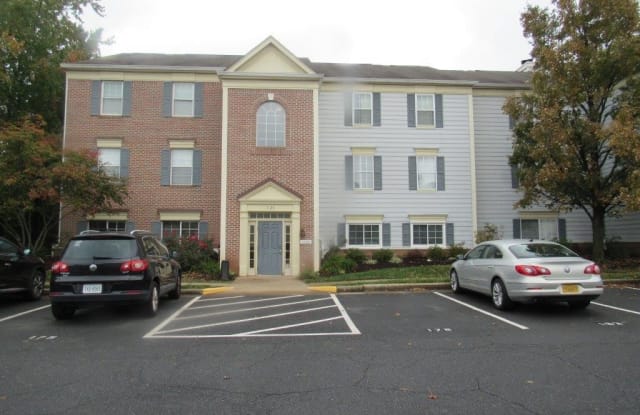 1128 HUNTMASTER TERRACE NE - 1128 Huntmaster Terrace Northeast, Leesburg, VA 20176