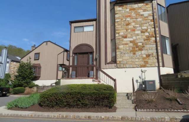 73 Edinborough Ct - 73 Edinborough Court, Morris County, NJ 07840
