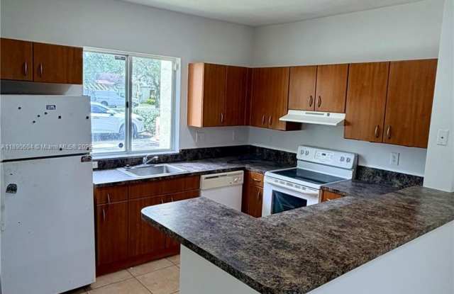 20421 NW 15th Avenue 8, Miami Gardens, FL 33169 photos photos 20421 NW 15th Avenue 8, Miami Gardens, FL 33169 photos photos