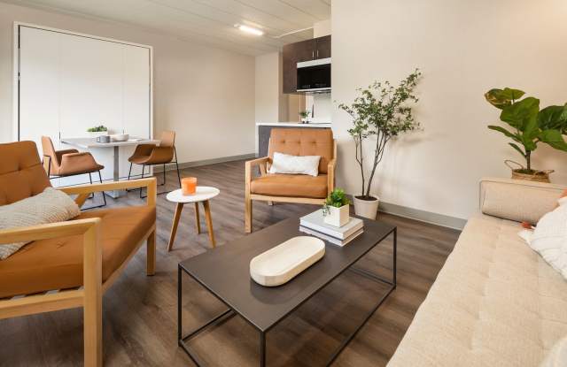 Furnished apartments with flexible lease terms and unbeatable building amenities. Gallery 2