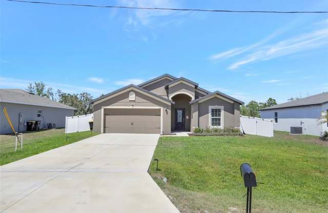 329 W ASTER COURT photos photos