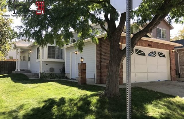 452 East Chiswick Circle - 452 Chiswick Cir, Highlands Ranch, CO 80126