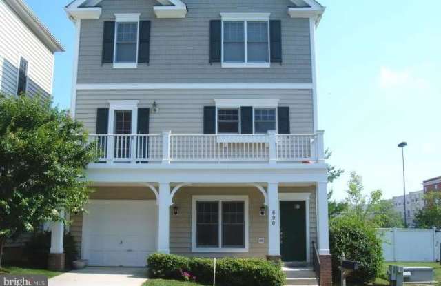 690 HEATHWALK MEWS - 690 Heathwalk Mews, Gaithersburg, MD 20878