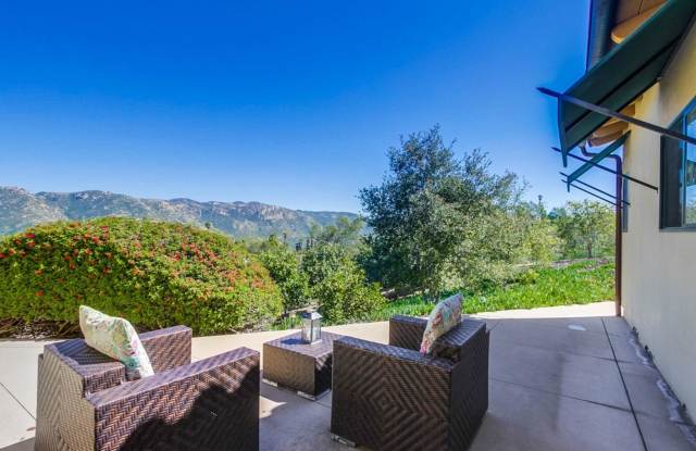 Peaceful Escondido 1BR with a full kitchen, bathroom and washer photos photos