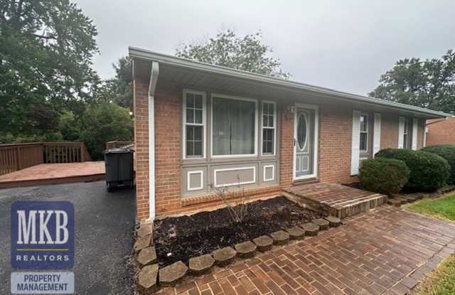 3 Bedroom in Vinton - Roanoke County home Gallery 3