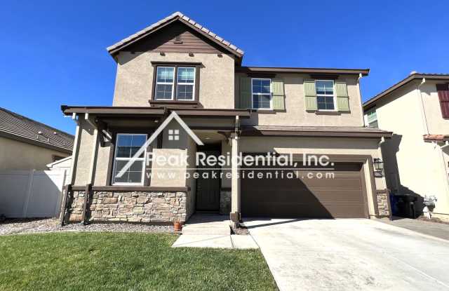 Spacious Elk Grove 4bd/3ba House - 10320 Ensemble Way, Elk Grove, CA 95757