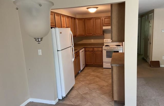 137 Creekside Drive photos photos