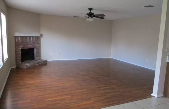 1498 Greenbrook Dr Gallery 4