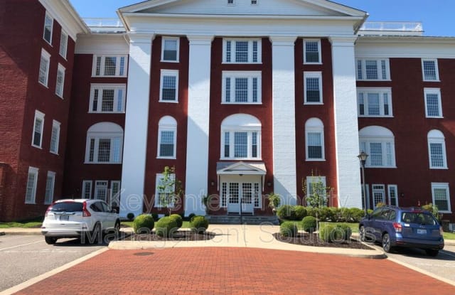 100 Village Dr photos photos