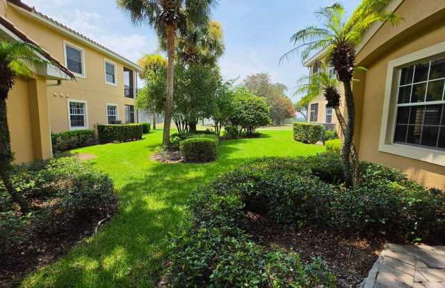 3 bedroom 3 bathroom 2 car garage townhome in Mission Inn. Gallery 4