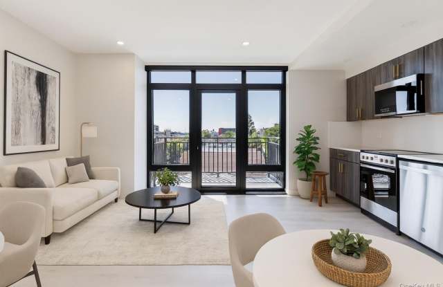 37-18 Broadway photos photos