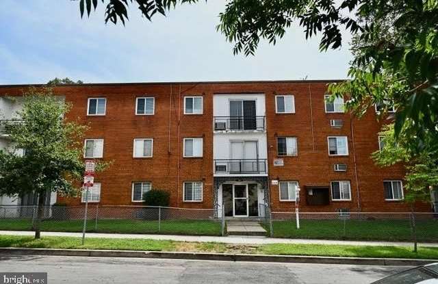 1721 T STREET SE photos photos