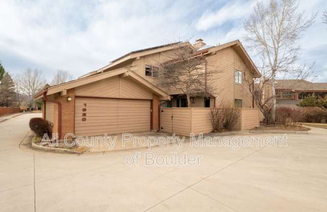 1520 Harrison Ave photos photos