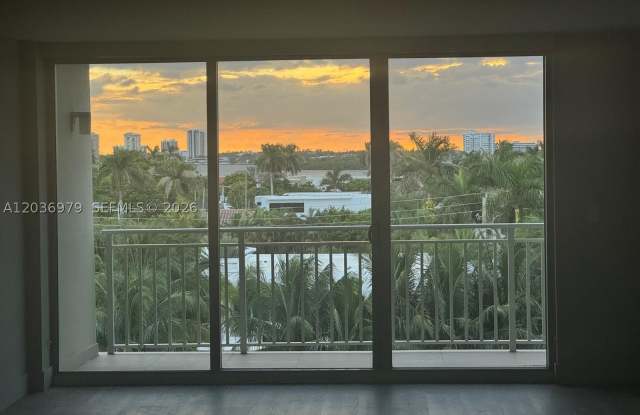 9500 W Bay Harbor Dr Gallery 3