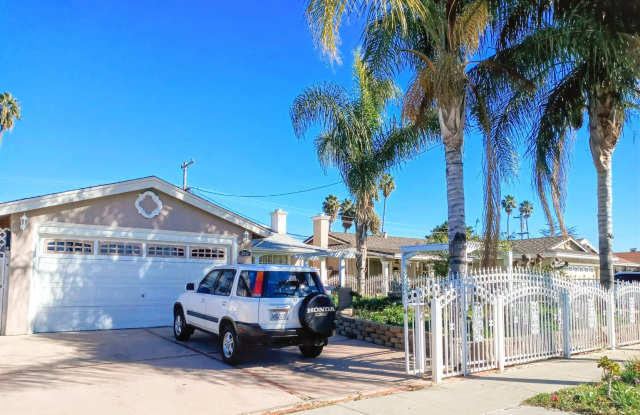 Recently Remodeled 3bd Single Story House Accepting Pets! photos photos