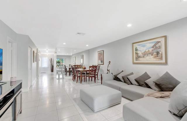 21214 Lago Circle unit: 8F photos photos