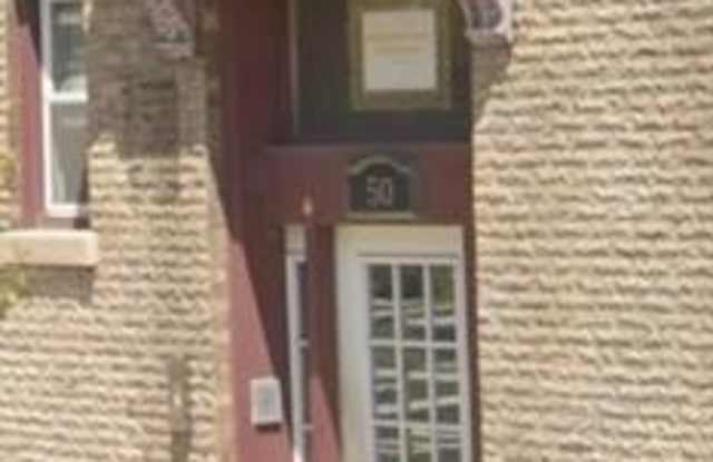 1138 Summit Avenue Gallery 2